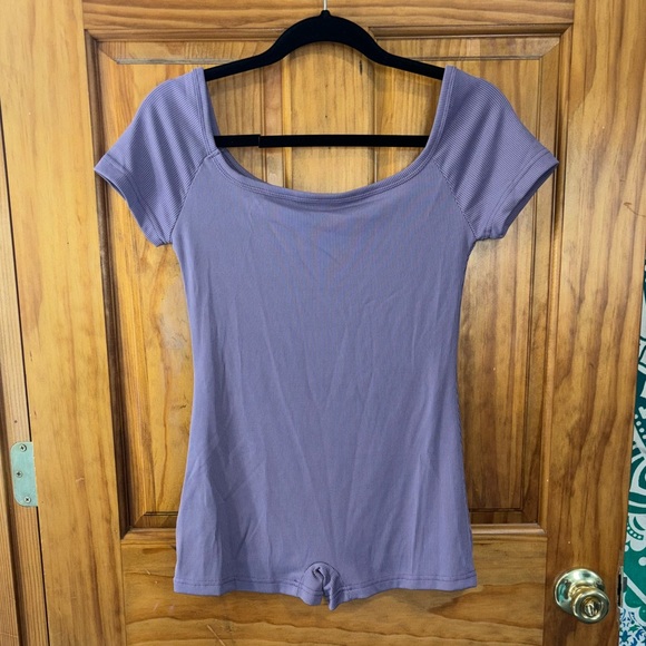 Purple Ribbed Romper - Picture 5 of 6